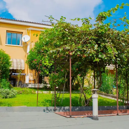 A Schiera - 10 Min Da Torino Монкальери